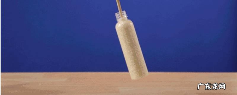 筷子能提起米杯的原理文字 筷子能提起米杯的原理