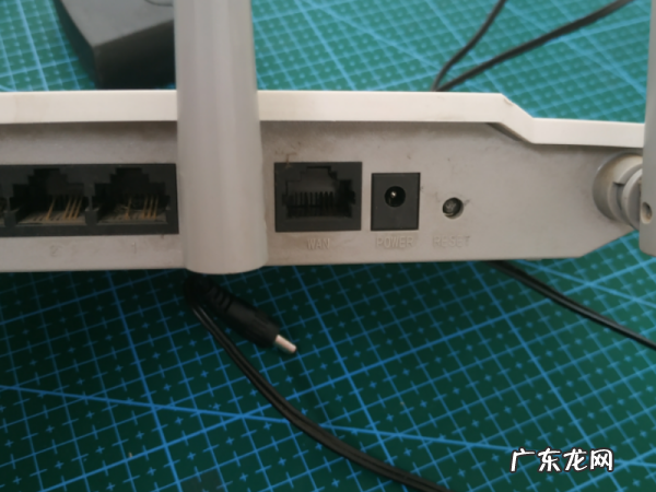 网络光信号一直闪红灯怎么解决,网络光信号一直闪红灯怎么解决
