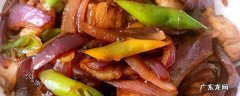 洋葱炒鸡肉怎么做好吃 洋葱炒鸡肉怎样炒好吃