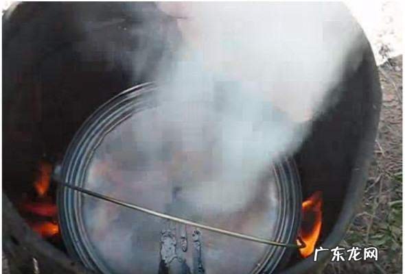 木炭是怎么制造的,木炭是怎么制作的