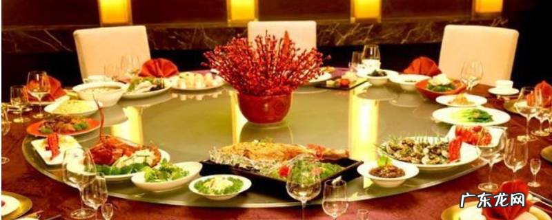 酒桌上怎么坐座位 酒桌上怎么坐座位图