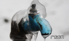 水管上冻怎么快速解冻,地下水管冻了怎么快速化开