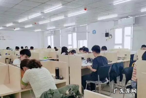 多少岁考上注册会计师,注册会计师有年龄限制