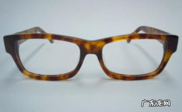 洗洁精洗会影响眼镜镀膜吗,洗眼镜 能用洗涤剂洗伤不伤镜片大家都来说说~~~