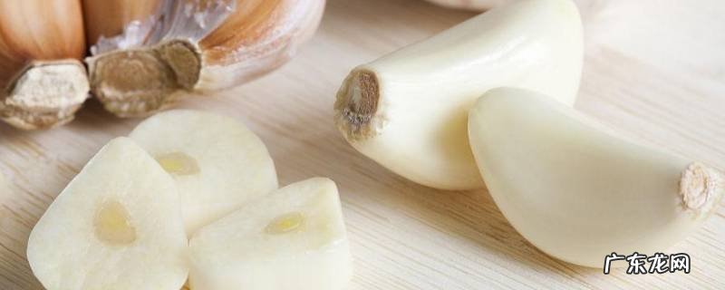 腌糖蒜用盐吗 腌糖蒜放盐吗