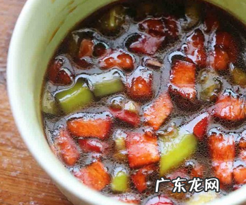 皮蛋豆腐的汁怎么调,皮蛋豆腐的汁怎么调