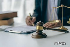 闯红灯加走错道扣几分,红绿灯路口走错车道扣几分