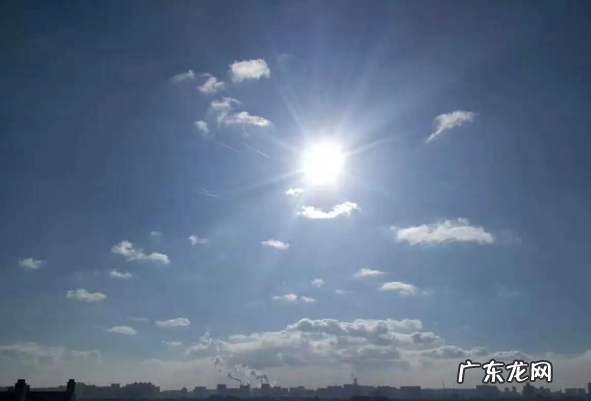 用太阳高照造句大全,形容中午太阳高照的句子唯美