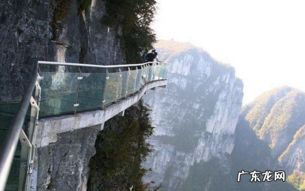 博山玻璃栈道在哪里,张家界玻璃栈道在哪个景区里有