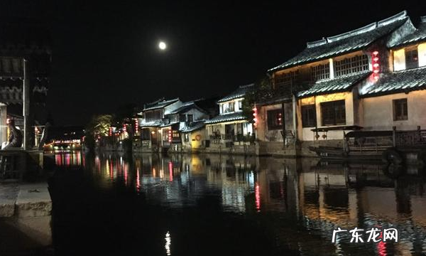关于月夜美景的句子,描写月夜美景的唯美句子短句