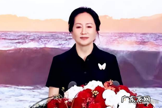 迪奥小黑裙的由来,dior英国官网