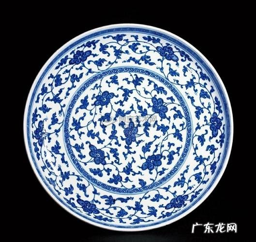缠枝莲寓意,青花缠枝莲天球瓶