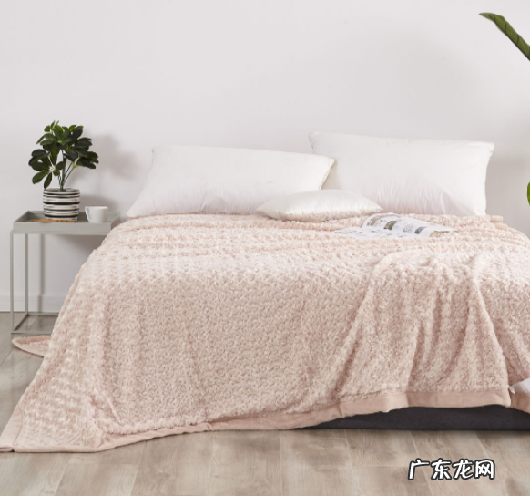 四季布是纯棉,四季麻是什么布料