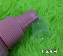 羽绒服怎么洗油渍,羽绒服油渍怎么洗掉妙招