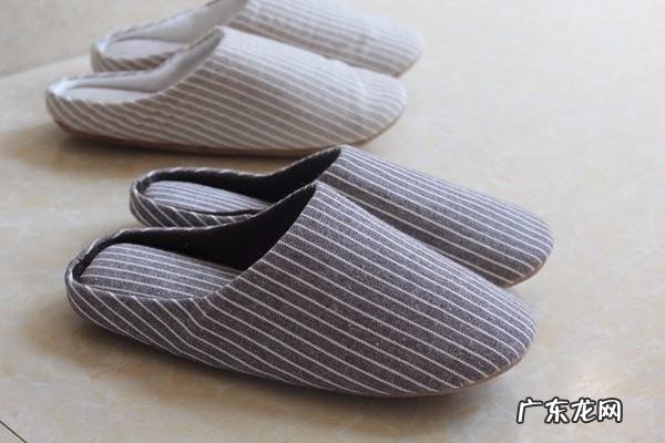 凉拖鞋发黄了怎么清洗,拖鞋发黄了用什么方法可以变白