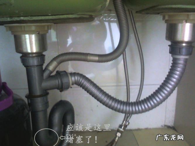厨房下水主管道堵了怎么办,厨房下水主管道堵了怎么办老反水
