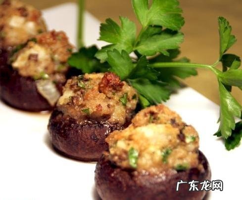 一烤就出汁的蘑菇叫什么,韩国烤肉出水的蘑菇叫什么