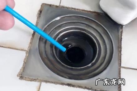 怎样清理下水管道内的污垢,怎样清除厨房下水管道油污