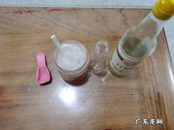 怎样清理下水管道内的污垢,怎样清除厨房下水管道油污