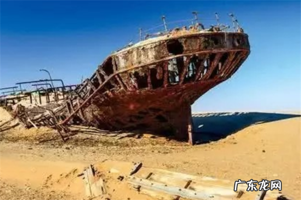 沙漠里发现船在哪里,时空错乱了