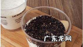 香蕉黑芝麻蜂蜜加在一起有什么用,香蕉加黑芝麻榨汁有什么功效