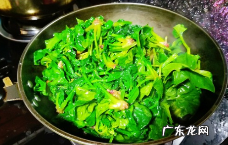 菠菜和鸡蛋怎么炒好吃,菠菜炒蛋怎么做好吃窍门