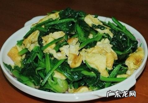 菠菜和鸡蛋怎么炒好吃,菠菜炒蛋怎么做好吃窍门