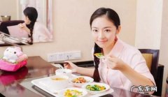 外国女人生完孩子坐月子,美国女人生孩子坐月子