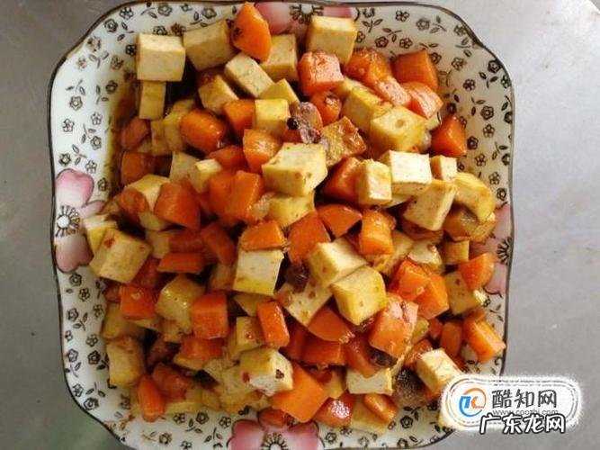 红萝卜炒豆腐干怎么做好吃,胡萝卜豆腐干的家常做法