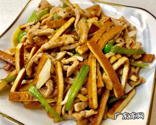 红萝卜炒豆腐干怎么做好吃,胡萝卜豆腐干的家常做法