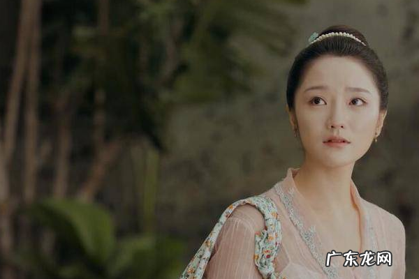 小娘惹中菊香和月娘是同一个人,小娘惹月娘和菊香是一个人演的