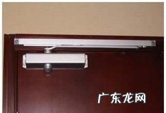 如何调节闭门器关门力量,闭门器关不紧怎样调节