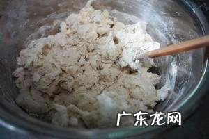 锅贴是什么面,锅贴和面到底是烫面还是冷面