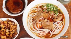 邵阳美食一条街在哪,可不可以请大家介绍一些各个地方的小吃英语