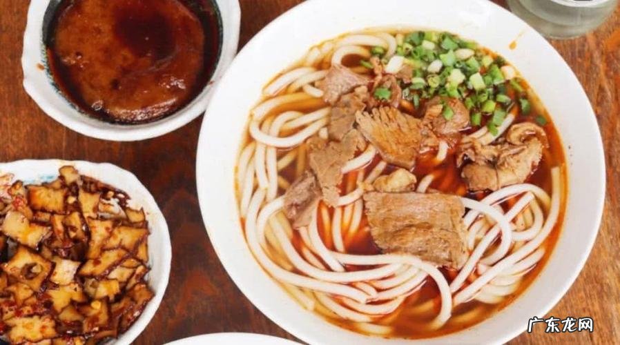 邵阳美食一条街在哪,可不可以请大家介绍一些各个地方的小吃英语