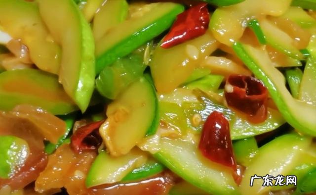 炒西葫芦怎么炒好吃,西葫芦怎样炒菜好吃跟什么搭配