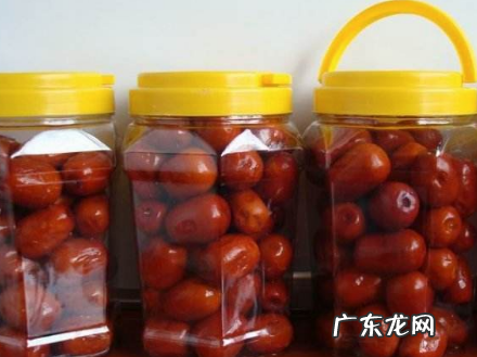十斤酒泡多少红枣,红枣可以配酒喝