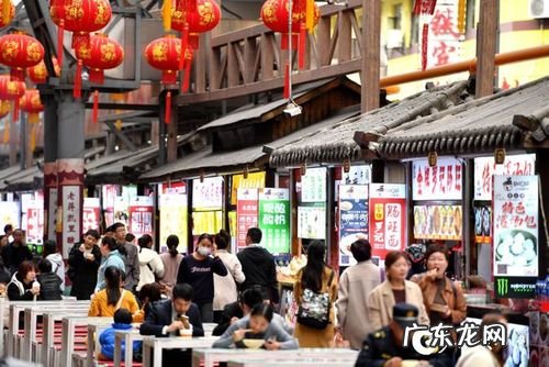 西湖区美食街,南昌必须去的小吃街在哪个地方