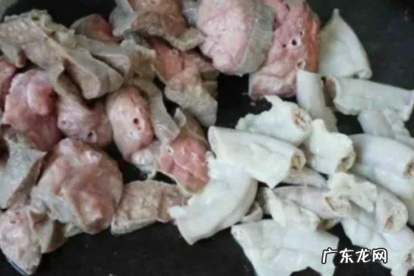 潮州菜特色菜单猪肺橄榄汤,猪肺汤搭配什么材料煲汤