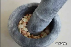 潮州菜特色菜单猪肺橄榄汤,猪肺汤搭配什么材料煲汤