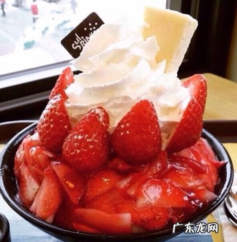 草莓冰沙怎么做,草莓冰沙怎么做好吃又简单