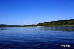 黑龙江的发源地,黑龙江从哪里流到哪里