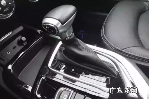 汽车换挡拨片怎么样使用,大众换挡拨片正确使用方法