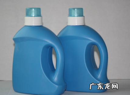 白衣服上番茄汁怎么洗,白衣服沾了番茄酱怎么能洗掉