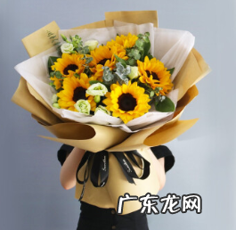 订婚花上卡片写什么字,刚订婚送节礼拿什么东西