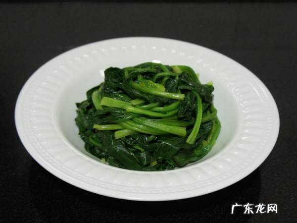 菠菜怎么焯水,菠菜怎样焯水不变色
