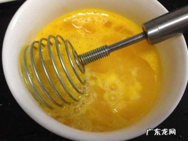 剩下的生蛋黄能做什么,生的蛋黄除了吃还能干什么用