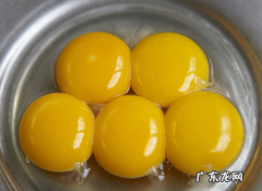 剩下的生蛋黄能做什么,生的蛋黄除了吃还能干什么用