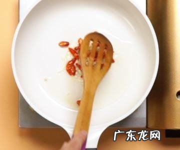 海带汤黏液怎么去除,海带汤里有黏液如何去除