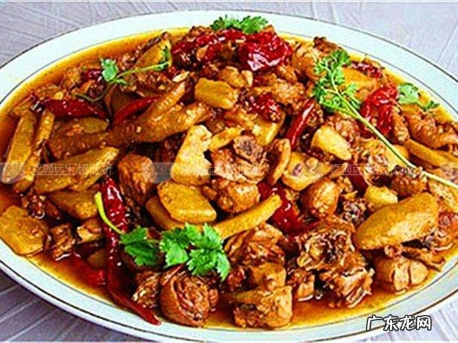 大盘鸡发源地,新疆大盘鸡最早属于汉族还是回族的特色菜